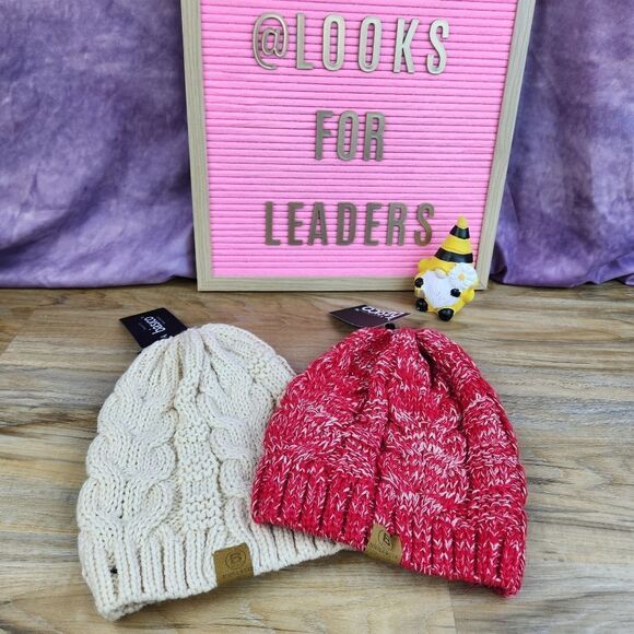 🧚‍♂️NWT Basico Beige & Red Chunky Knit Pair of Unisex Slouchy Beanie Hats - Picture 5 of 12